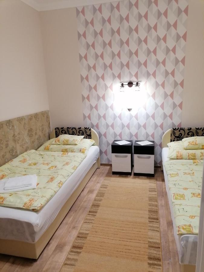 Kaktuszvirag Apartmanhaz Хайдусобосло Экстерьер фото
